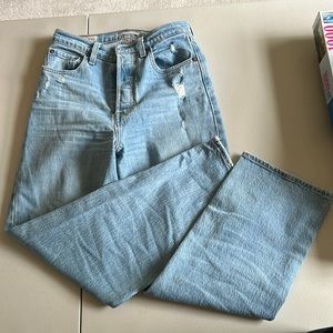 Levi’s womens Ribcage Straight Ankle size 25